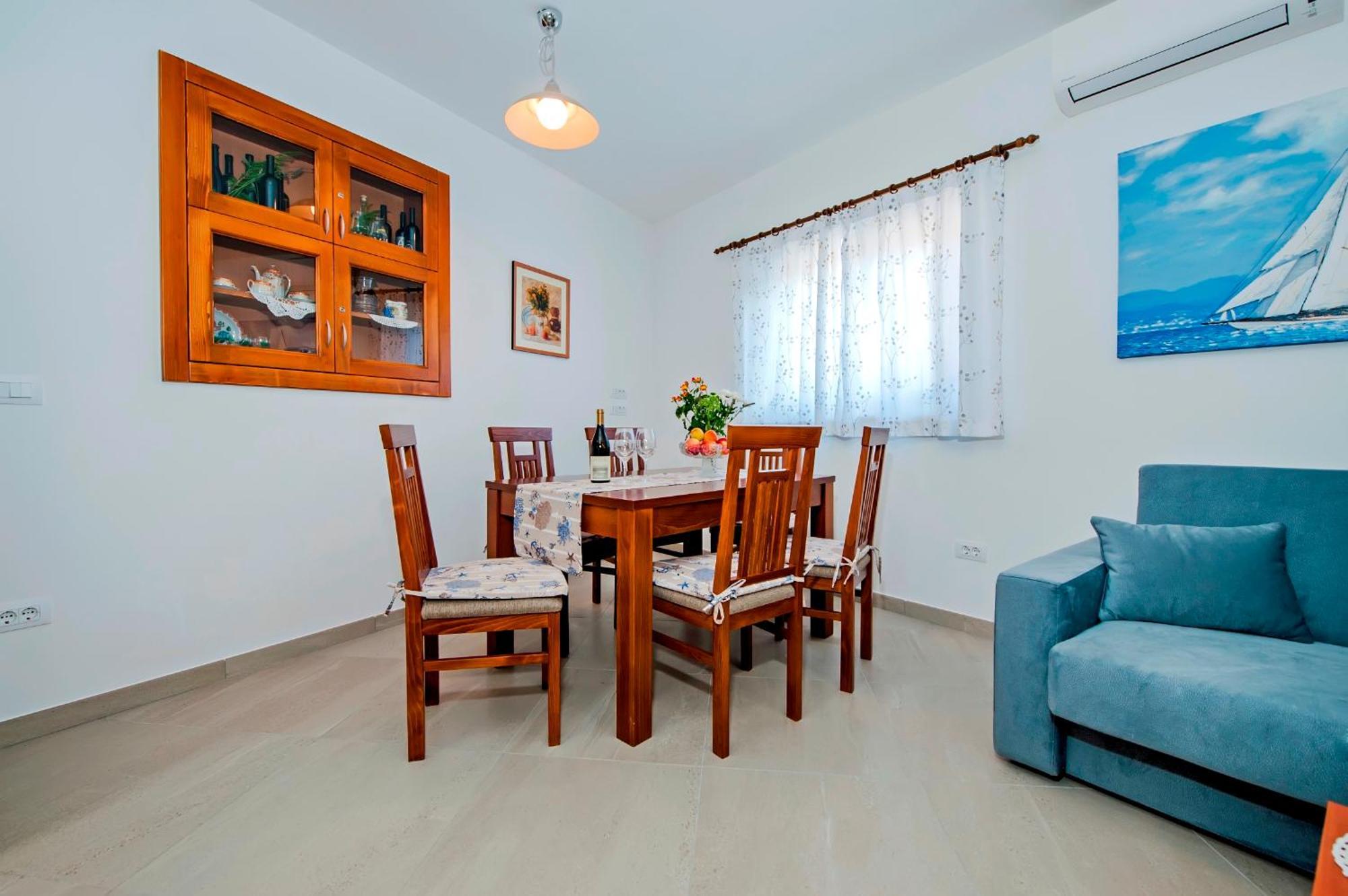 Апартаменты Casa Campus Ровинь Экстерьер фото